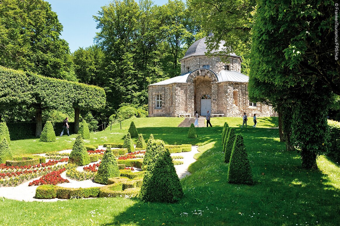 Felsengarten Sanspareil und Burg Zwernitz (Wonsees, Fränkische Schweiz) Felsengarten Sanspareil und Burg Zwernitz